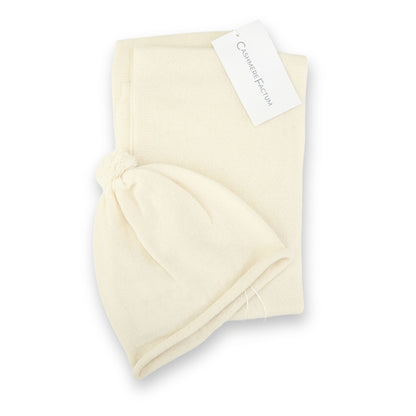 Cashmere Set: Mütze und Schal für Babies ca. 3 - 6 Monate - sehr weich und leicht
