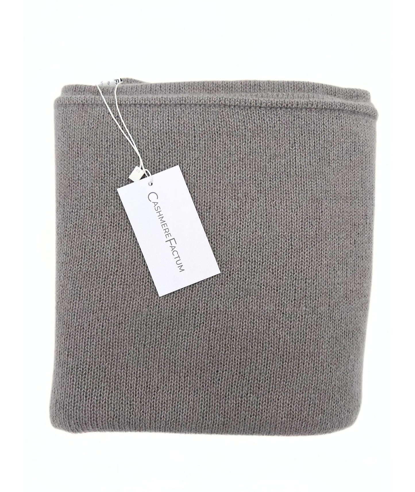 Kaschmirschal_flauschig_warmesGrau_glattrechtsgestrickt